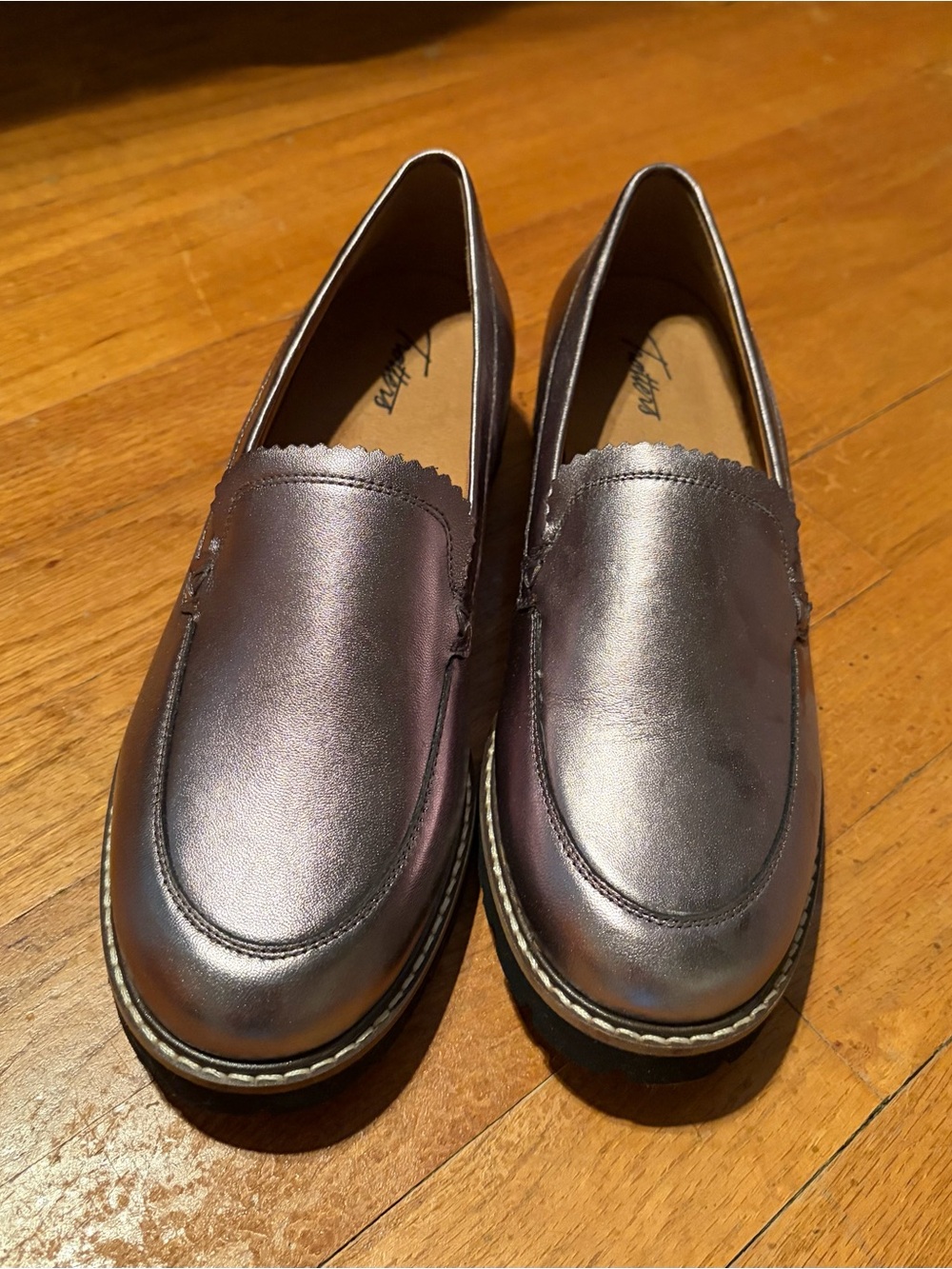 Trotters Pewter Leather Loafers